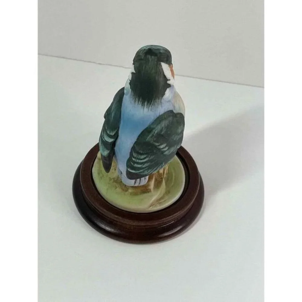 Vintage Blue Jay Figurine Andrea By Sadek‎ On Wood Stand Porcelain Japan Bird 3”
